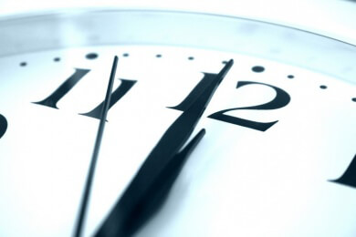 Erde drehte sich 2010 schneller und somit fällt die Schaltsekunde weg