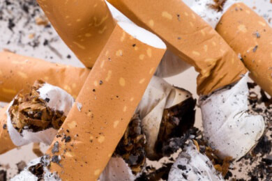 Guter Vorsatz im neuen Jahr - mit dem Rauchen aufhören - die Sofort-Aufhören-Methode