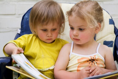 Anke Engelke, Heidi Klum und andere denken sich Geschichten für die Pixi-Bücher aus