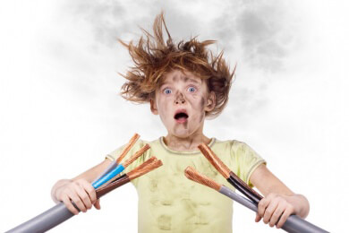 "Lightning Reaction Reloaded" - Stromschläge als Partygag?