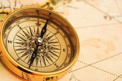 Frei nach Jules Verne hat ein Paar die Welt in 80 Tagen mit einem Elektroroller umrundet