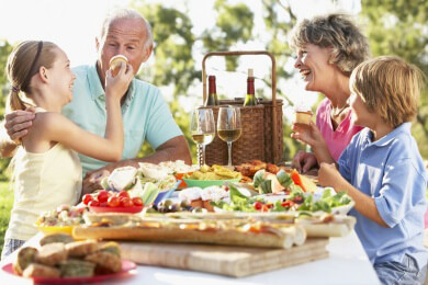 Ältere Menschen sollten sich bewusst ernähren