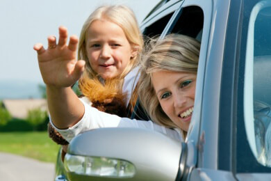 ADAC gibt Tipps zum entspannten Reisen mit Kindern