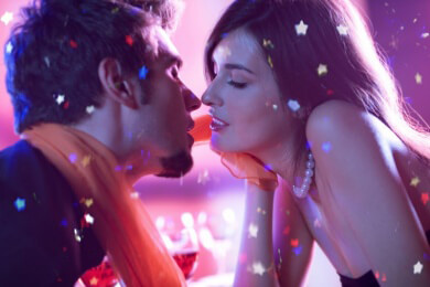 Frauen bewerten Männer beim Tanzen