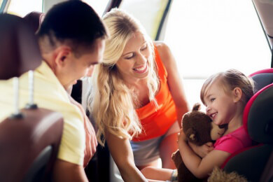 Mit dem Auto und Kindern in den Urlaub - Tipps für einen entspannten Urlaubsbeginn