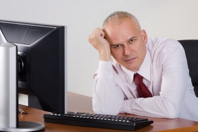 Akupressur gegen Stress und Müdigkeit im Büro