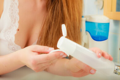 Wasserfestes Make-Up einfach abschminken