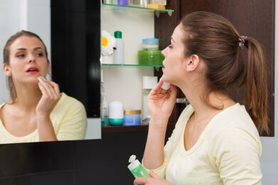 Ohne Abschminktücher abschminken