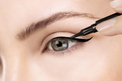 Verschiedene Applikator-Formen für Eyeliner