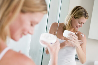 Bei empfindlicher Haut die Inhaltsstoffe der Body Lotion prüfen
