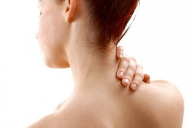 Kopfschmerzen und Nackenschmerzen - häufig lautet die gemeinsame Ursache Migräne