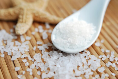 Schadet ein Handpeeling bei künstlichen Fingernägeln?