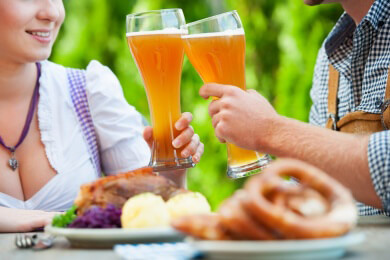 Wiesnflirt: Welche Länder tolerieren den Flirt mit der Alkoholfahne?