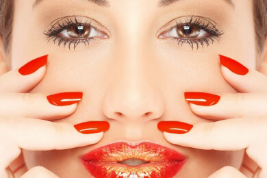 Unterlack als Schutz vor Nagelverfärbungen