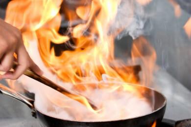 Gekochtes Essen wichtig für die Entwicklung der Menschheit