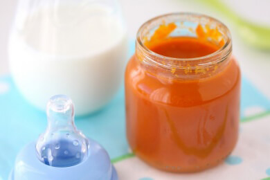 Zu viel Eisen im Babybrei schadet dem Kind