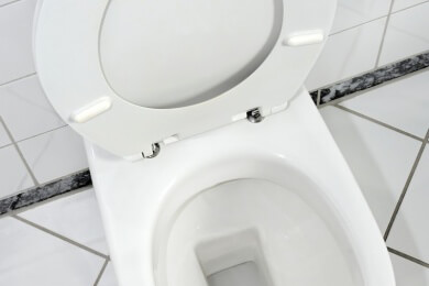 In der Toilette versenkt - wo Handys häufig enden