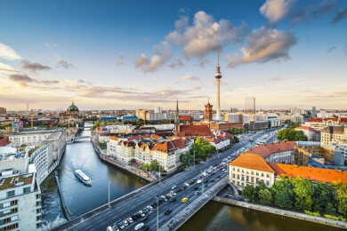 Fernsehturm in Berlin wird im 60er-Jahre-Look renoviert