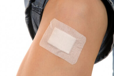 Hormonpflaster bei Wechseljahrbeschwerden umstritten