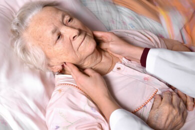 Wie stark die Lymphknoten anschwellen, bestimmen spezielle Immunzellen