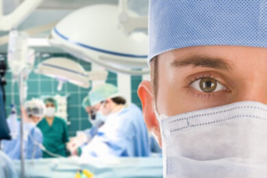 Medizinische Revolution - Herzklappe wird durch einen Titanring abgedichtet