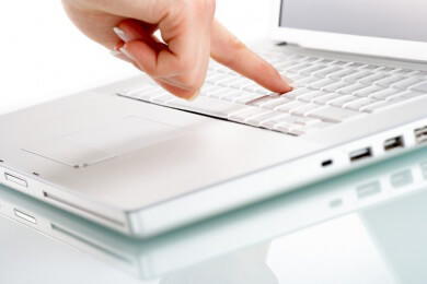 Die einzigartige Blondinen-Tastatur für eine spielend leichte Computerbedienung