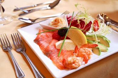 Vorsicht, Kalorienfalle: Warum Salat und Co. nicht immer die beste Wahl sind