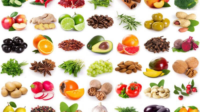 Collage mit 56 verschiedenen Früchten und Gemüsesorten