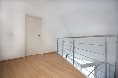 Experiment in einem badischen Passivhaus: Großer Eisblock übersteht vier Wochen Sommer