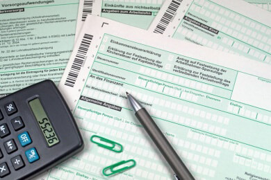 In nur knapp jeder sechsten Partnerschaft kümmert sich die Frau um die Steuererklärung