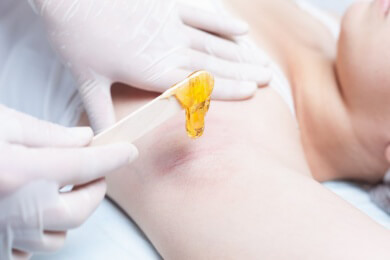 Sanfte Haarentfernung für Zuhause: So geht das "Sugaring"