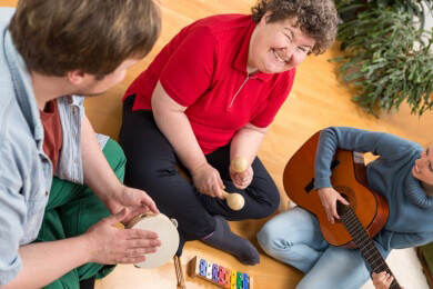 Gesang als Schmerztherapie - Singkreise in Krankenhäusern helfen