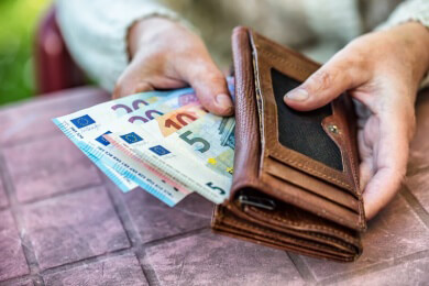 In der Vorweihnachtszeit Spenden sammeln - So erkennen Sie seriöse Organisationen
