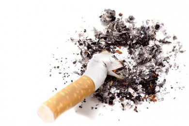 Smoking Kids - Belgische Fotografin setzt rauchende Kinder in Szene