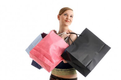 Partnerin sucht mit bei der Wahl der Herrenmode