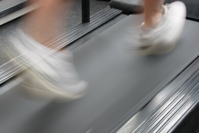 Bei Herzinsuffizienz sollte statt der Schonung besser Sport betrieben werden