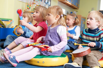 Lärmpegel in Schulen und Kindergärten höher als in manchen Fabrikhallen