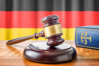 Urteil zu Medizinstudium: Sechs Jahre Wartezeit sind zu lang