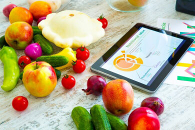 Mit diesen Getränke- und Nahrungsmittel-Kombinationen zur gesünderen Ernährung