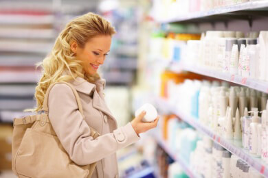 Inhaltsstoffe in Kosmetika kritisch betrachten