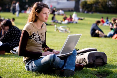 Soziale Netzwerke erschweren das Beziehungsaus