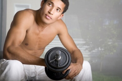 No-Go oder okay? - Wenn Männer "oben ohne" trainieren