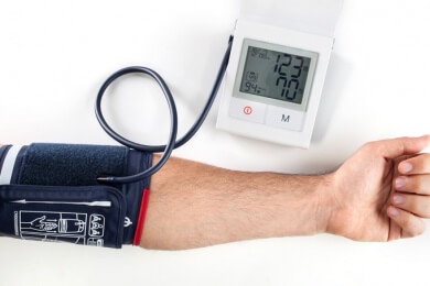 Einheitliches Ziel für Bluthochdruck: Systolischer Zielwert auf 140 mmHg erhöht