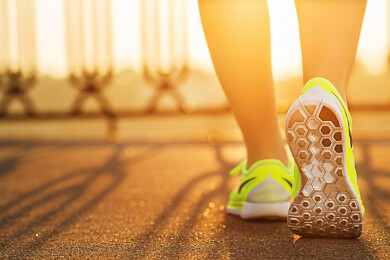 Möglichst früh an Rekordhitzetagen joggen und runter vom Gas