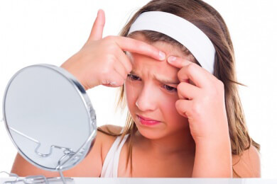 Frühere Pubertät durch Schminke? BUND warnt vor Hormonen in Pflegeprodukten