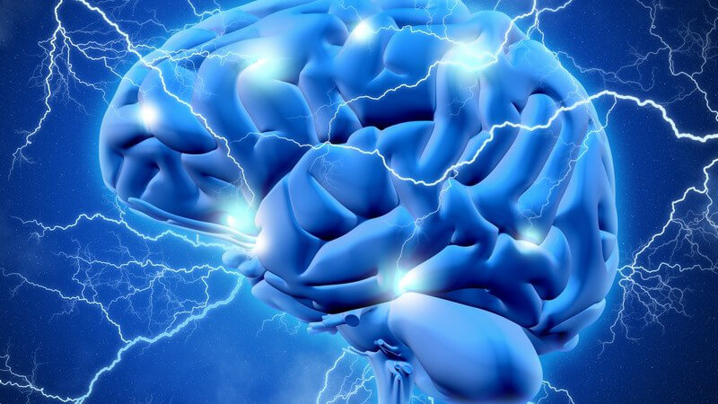 Blaue 3-D-Grafik eines Gehirns mit vielen Blitzen