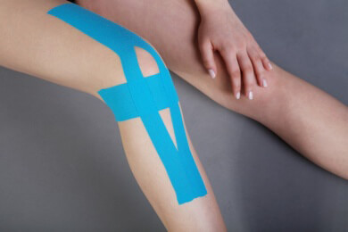 Prävention und Nachsorge zugleich: Tapes für Sportler