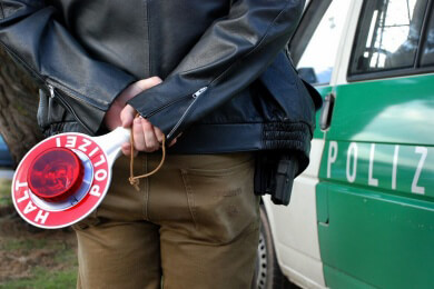 Das richtige Verhalten bei einer Verkehrskontrolle