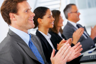 Mit der richtigen Kleidung die Karriereleiter hinauf: So klappt der berufliche Aufstieg