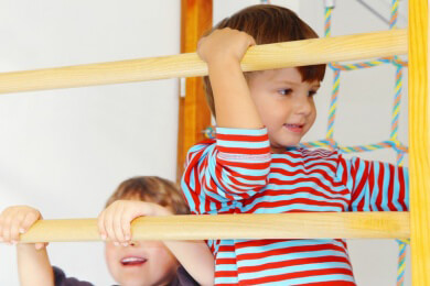Wie Kinder besser lernen, sich an Regeln zu halten
